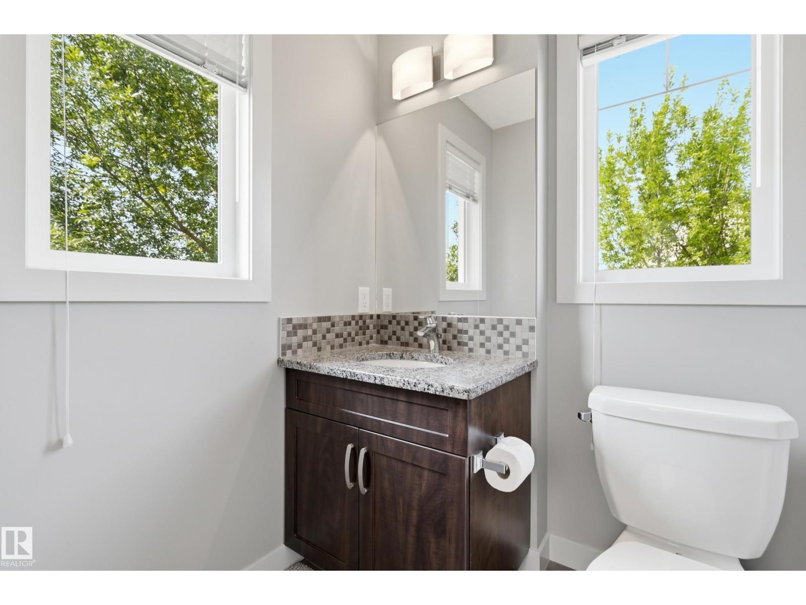 704 176 ST SW - 17