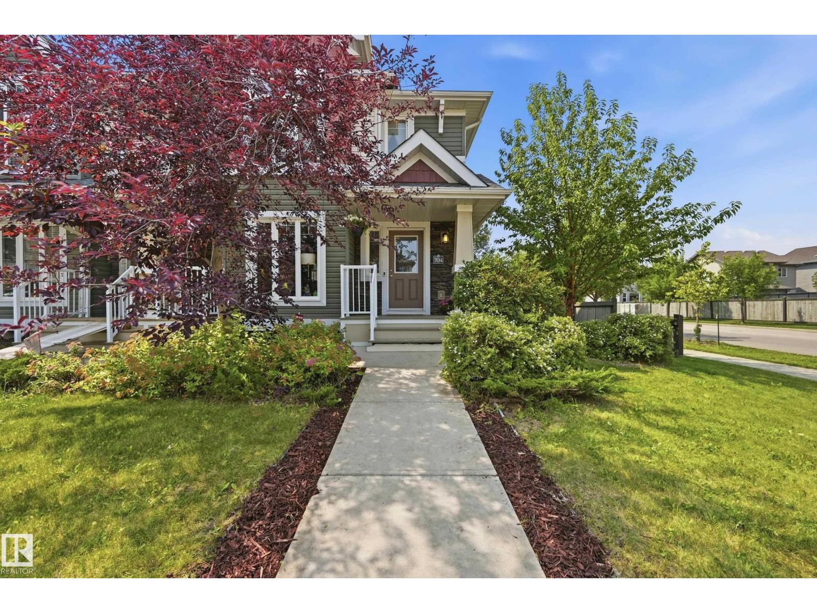 704 176 ST SW - 2