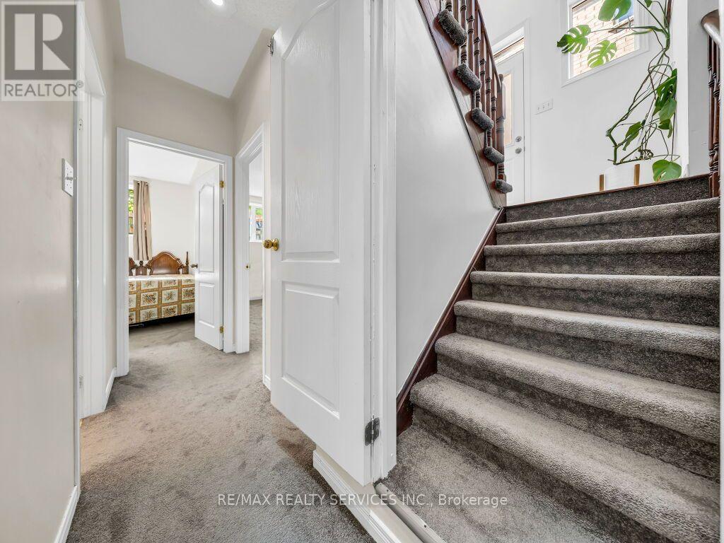 101 RIVER ROCK CRESCENT - 23