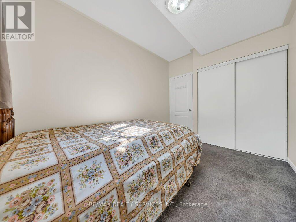 101 RIVER ROCK CRESCENT - 29
