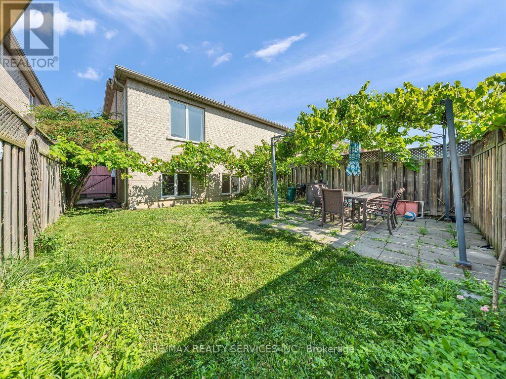 101 RIVER ROCK CRESCENT - 35