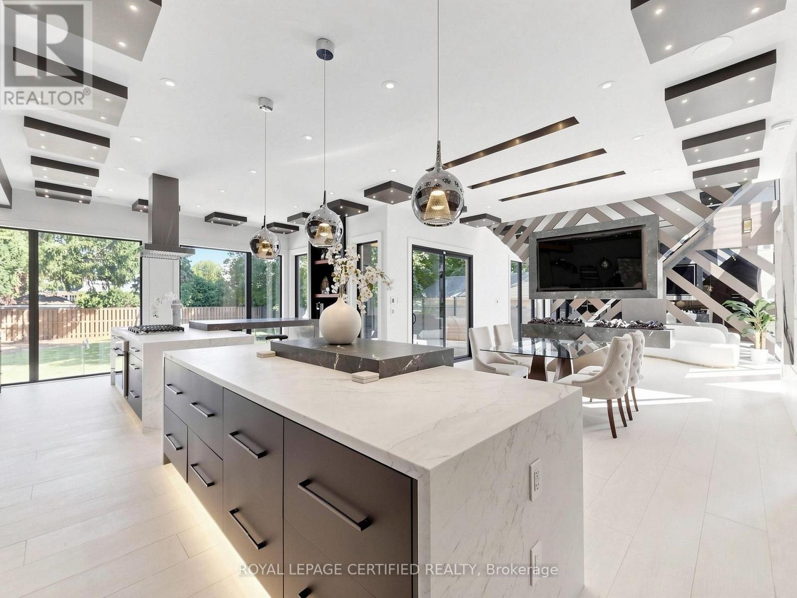 2378 REBECCA STREET - 16