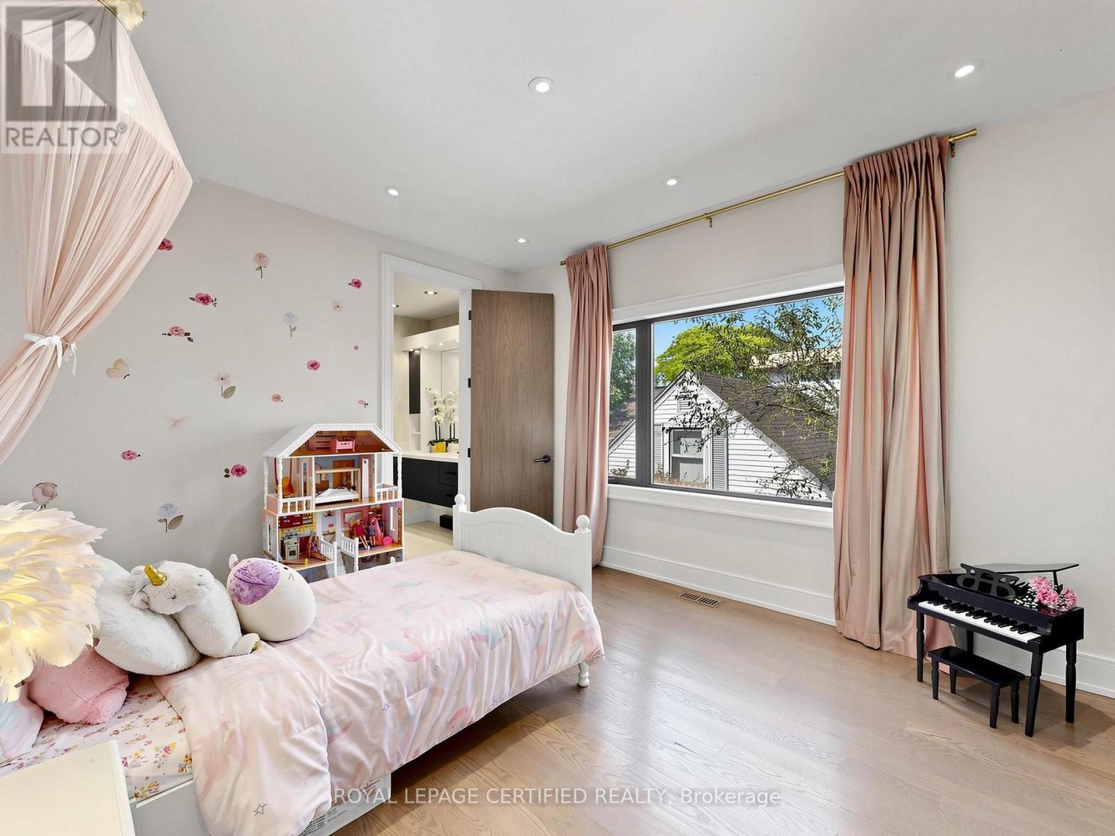 2378 REBECCA STREET - 29