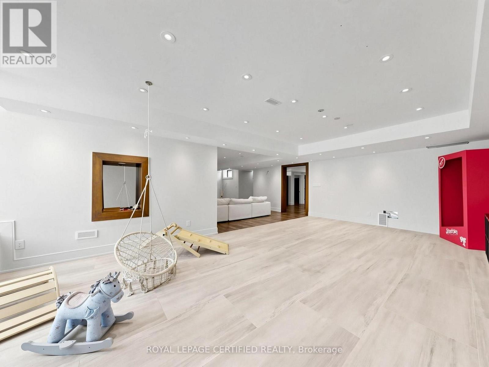 2378 REBECCA STREET - 36