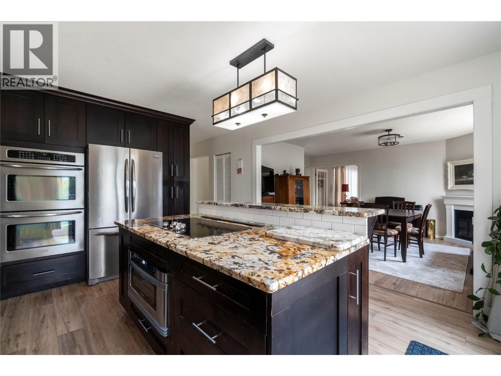 1961 16 Street NE - 6