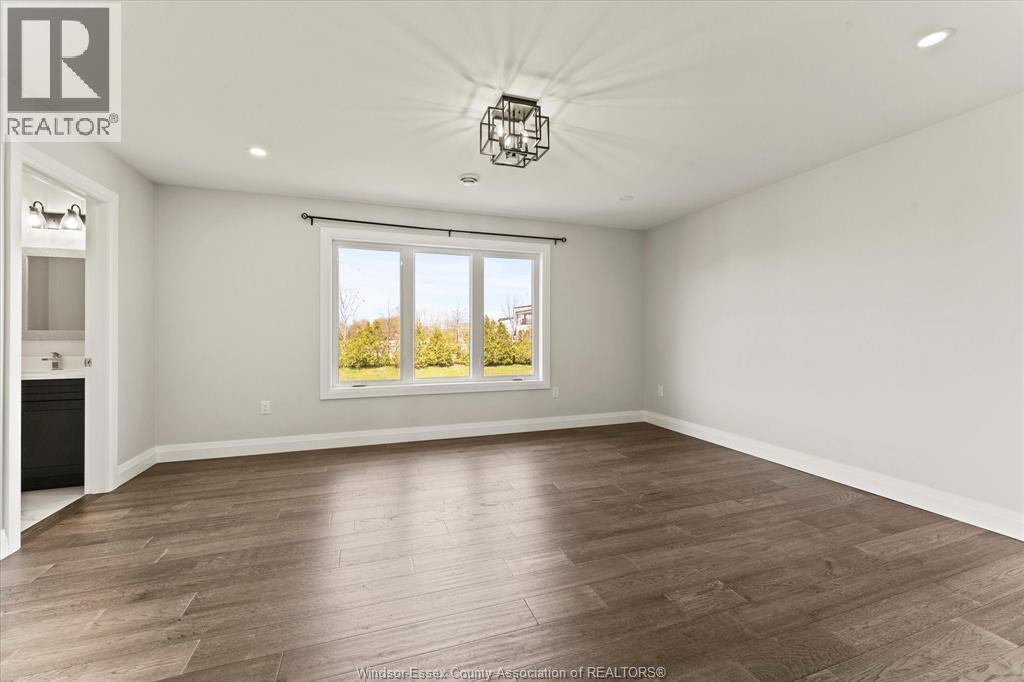 22 GREGORY AVENUE - 20