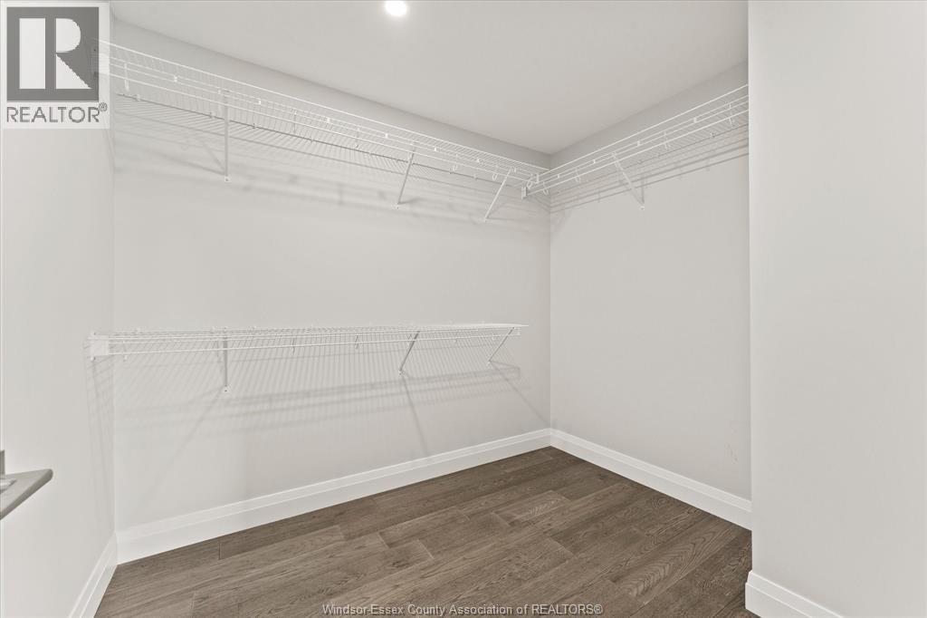 22 GREGORY AVENUE - 23