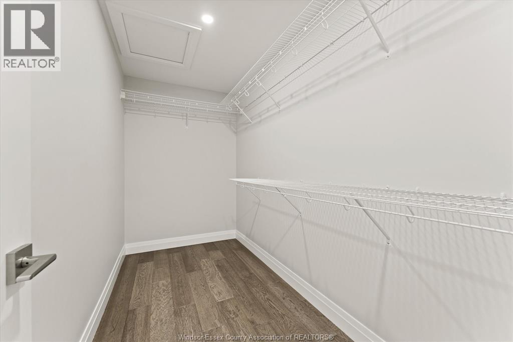 22 GREGORY AVENUE - 24