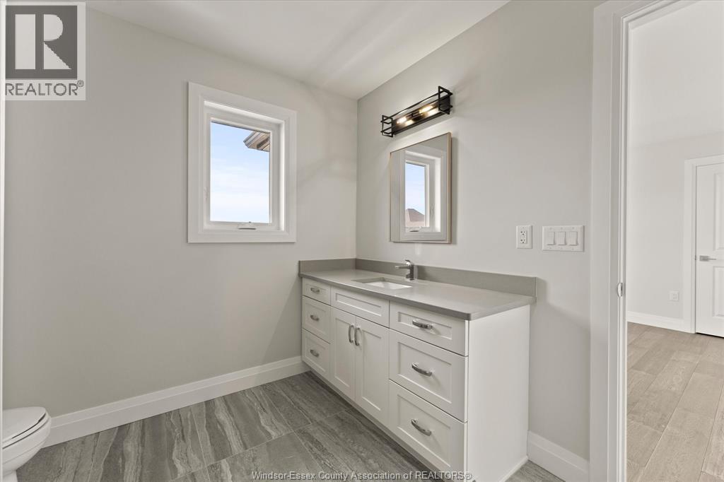 22 GREGORY AVENUE - 27