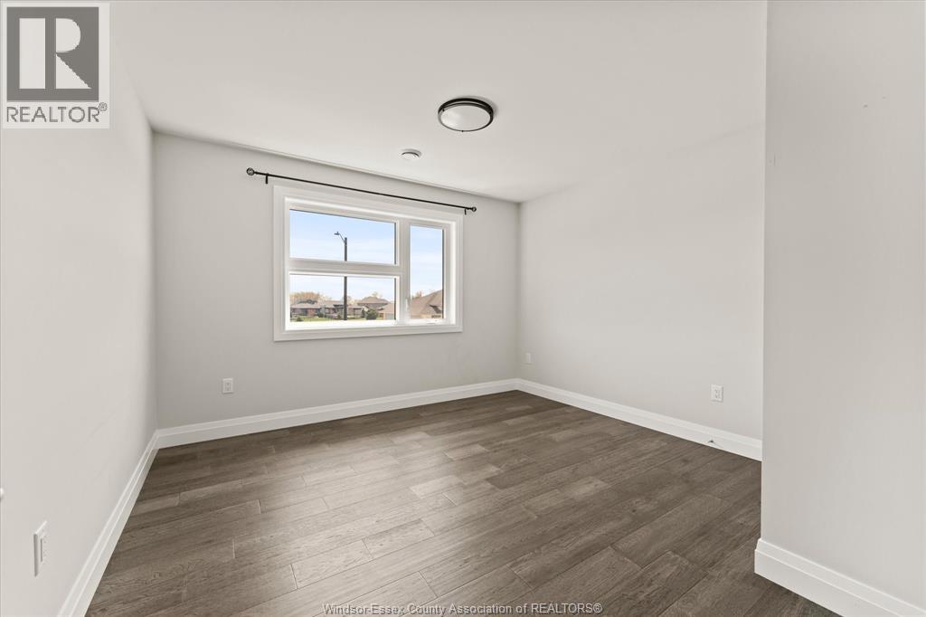22 GREGORY AVENUE - 28