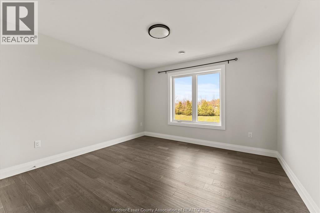 22 GREGORY AVENUE - 29