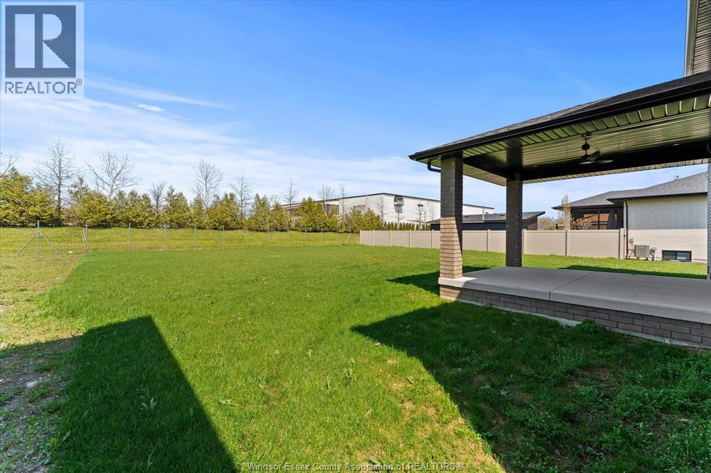 22 GREGORY AVENUE - 38