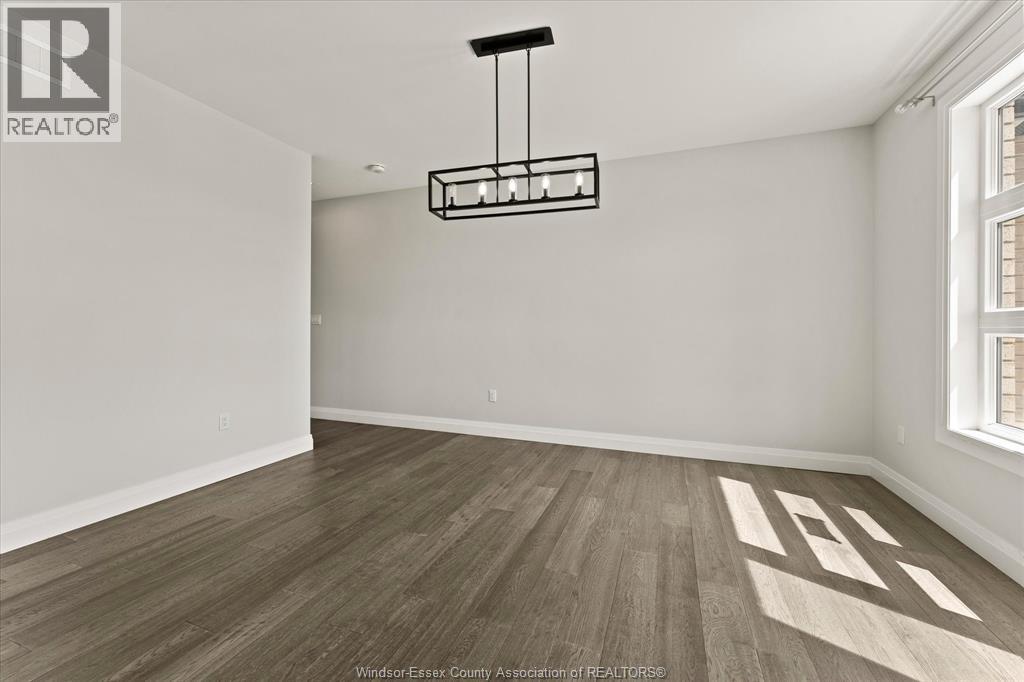 22 GREGORY AVENUE - 5