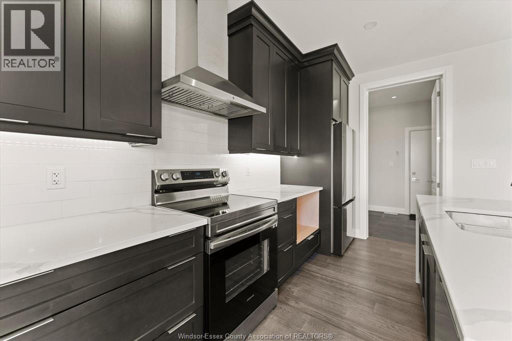 22 GREGORY AVENUE - 9