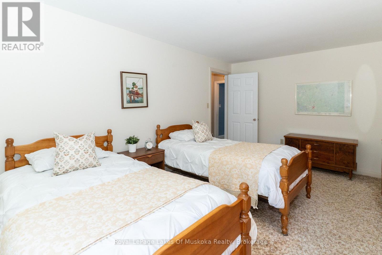 33 SOUTH MUSKOKA DRIVE - 27