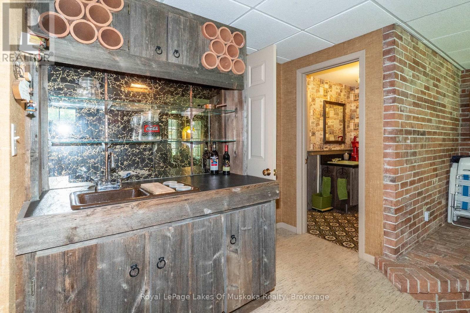 33 SOUTH MUSKOKA DRIVE - 30