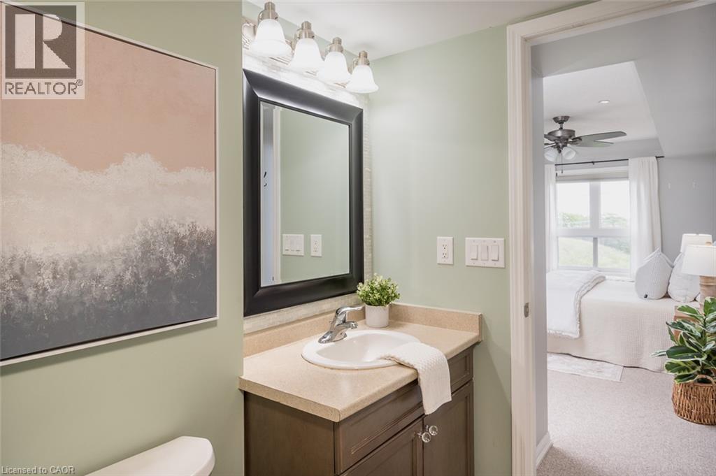 #307 1045 NADALIN Heights - Image 16