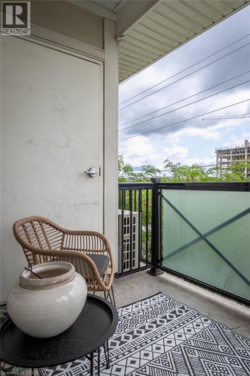 #307 1045 NADALIN Heights - 23