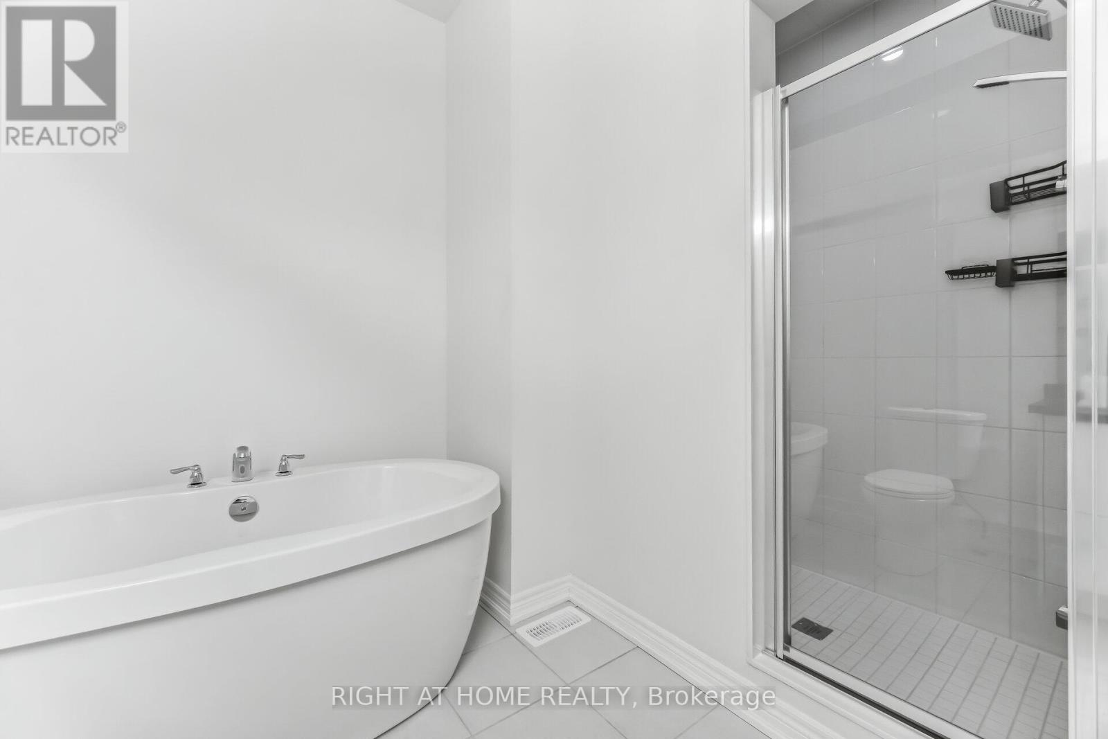 77 SINGHAMPTON ROAD - 20