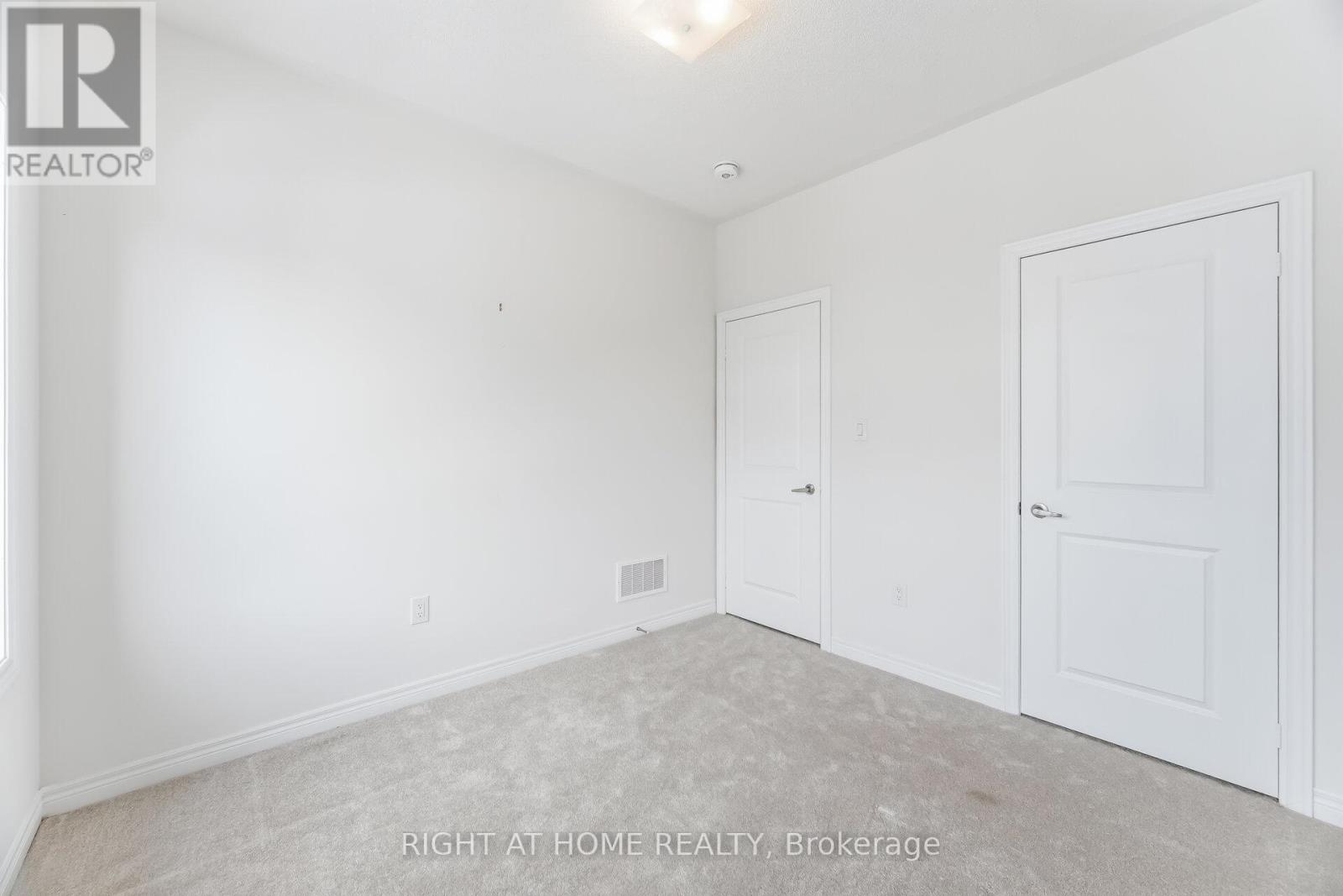 77 SINGHAMPTON ROAD - 23
