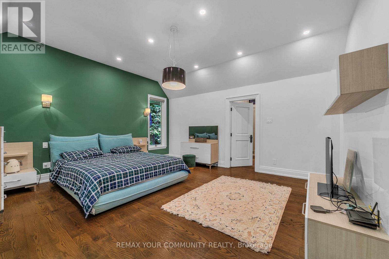 76 TRAILWOOD CRESCENT - Image 29