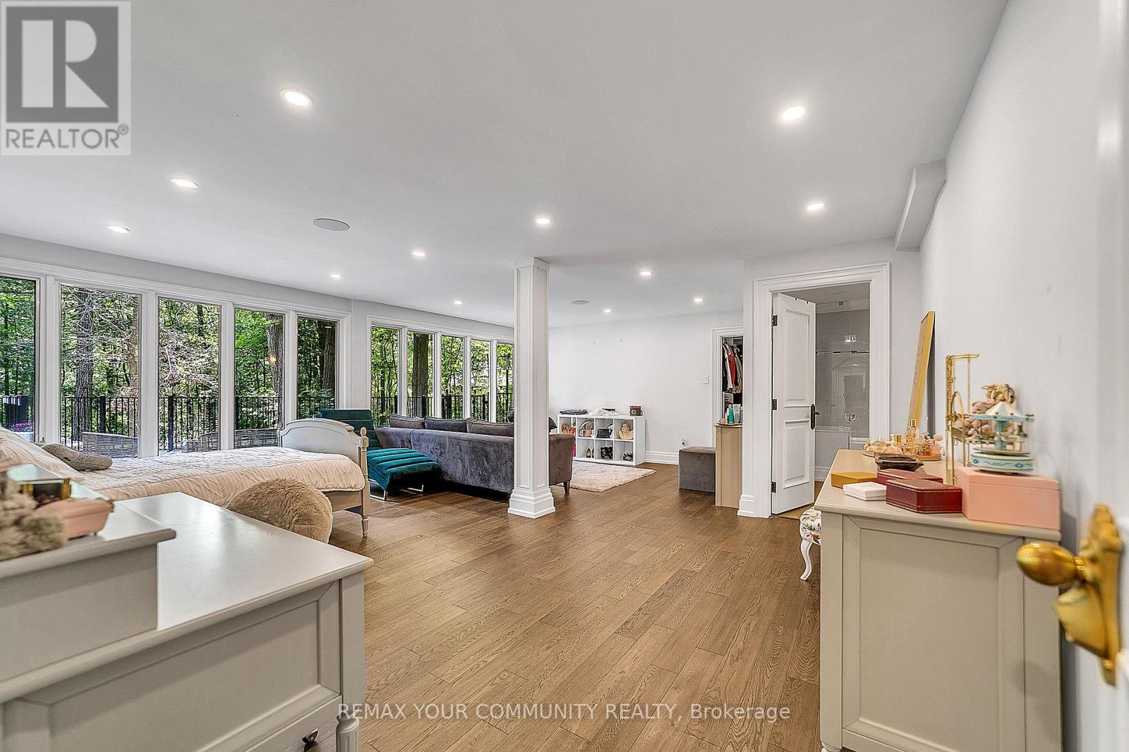 76 TRAILWOOD CRESCENT - 39