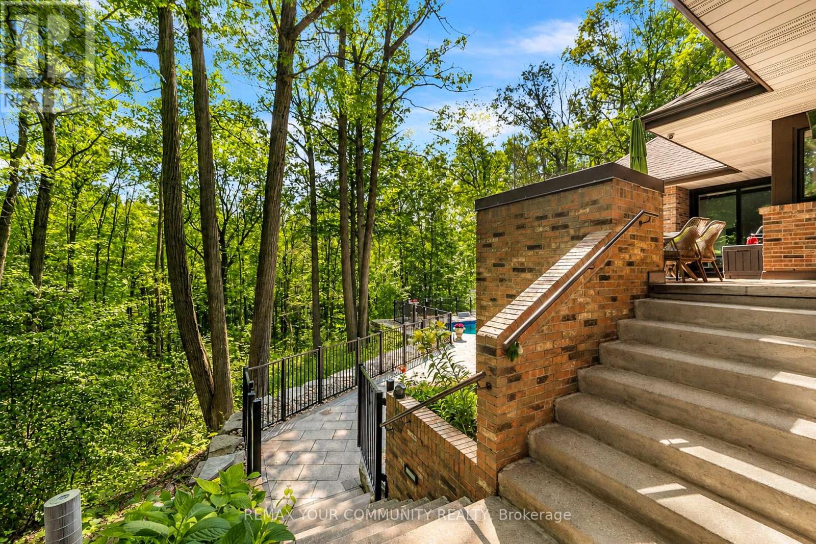 76 TRAILWOOD CRESCENT - 41