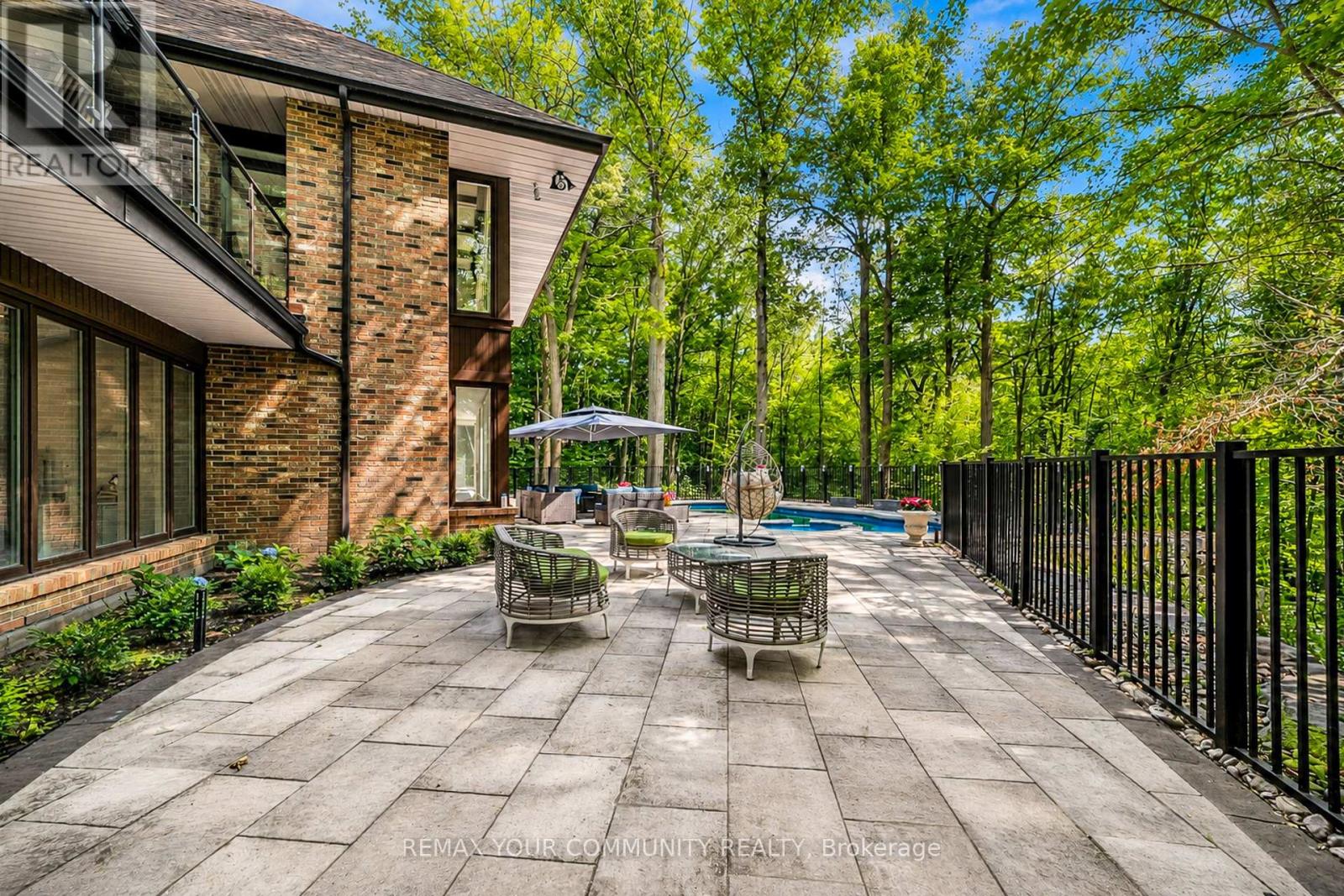 76 TRAILWOOD CRESCENT - 46