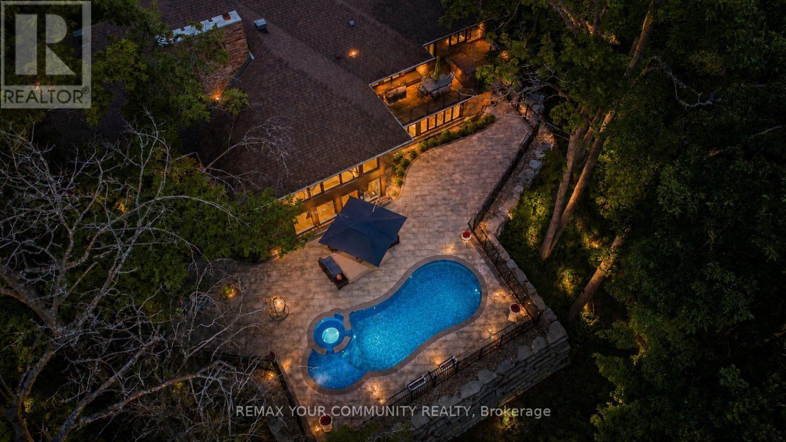 76 TRAILWOOD CRESCENT - 48