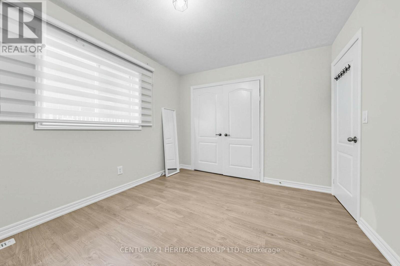 2621A KEELE STREET - 26