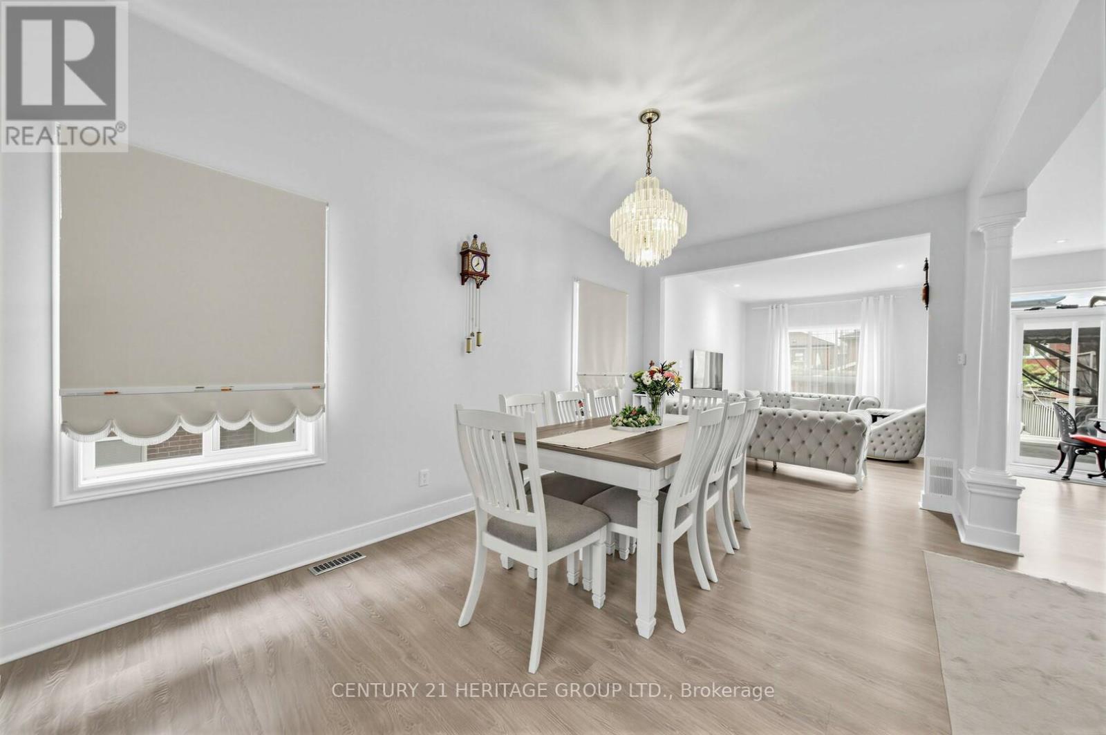 2621A KEELE STREET - 7