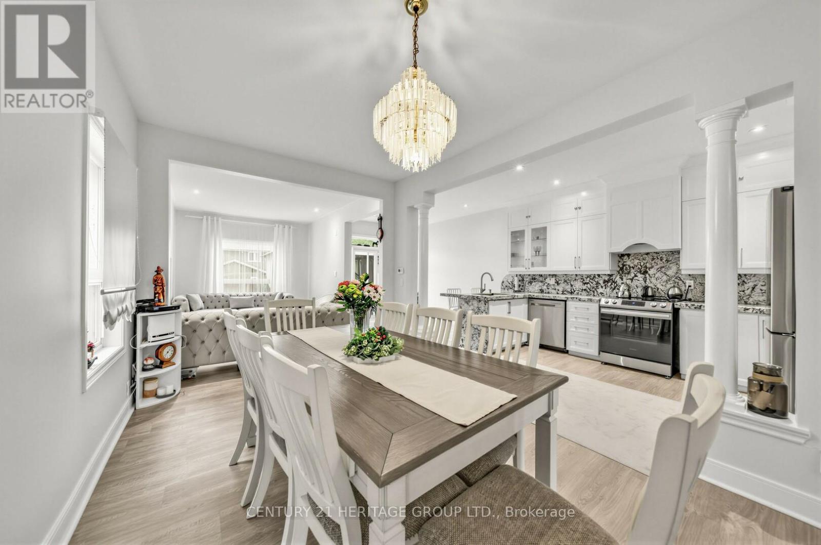 2621A KEELE STREET - 8