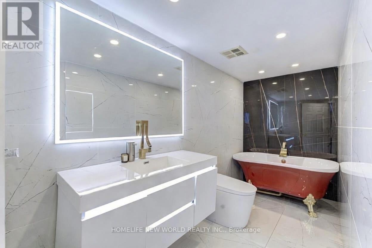 #2704 45 KINGSBRIDGE GARDEN CIRCLE - 15