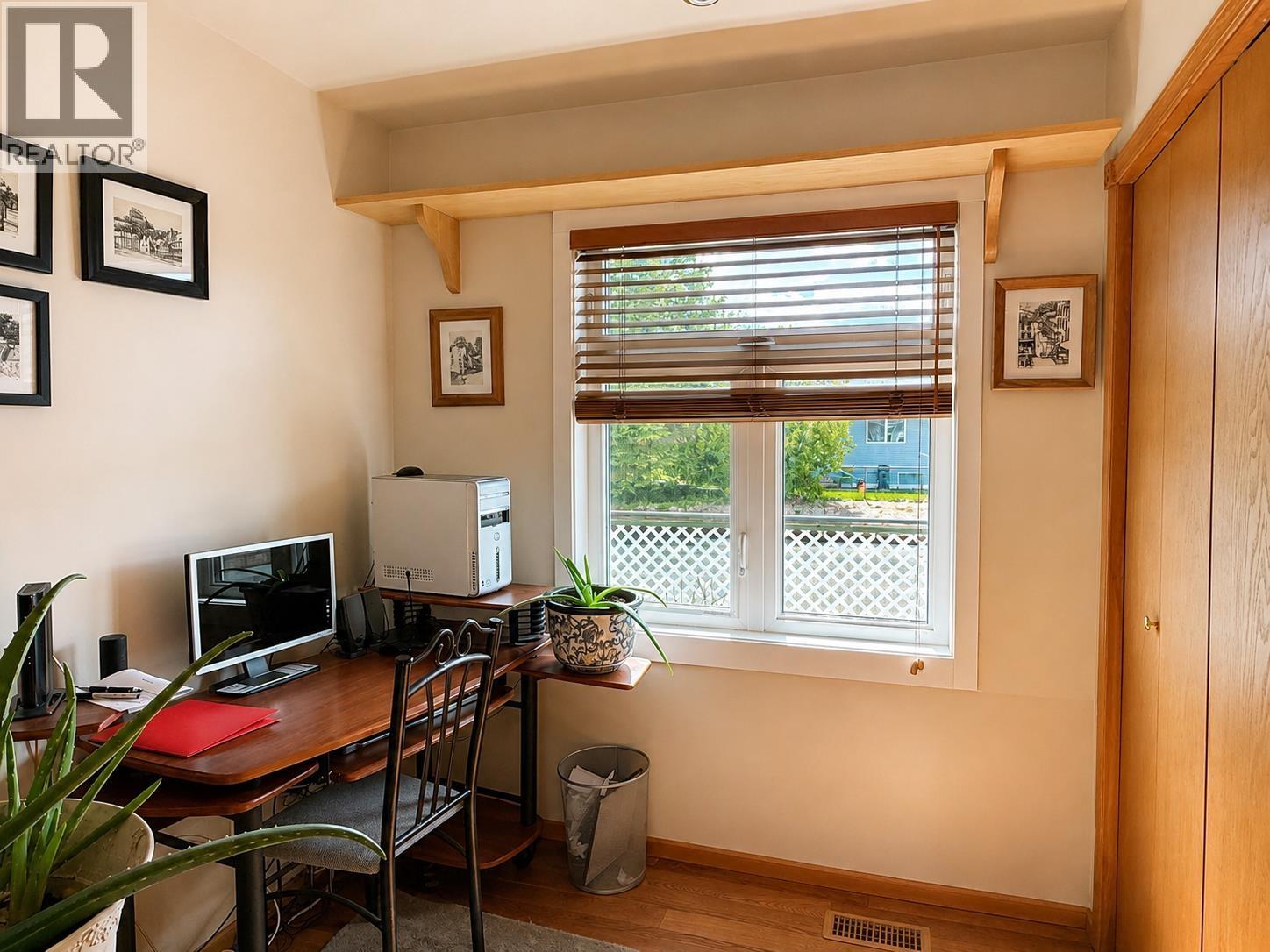 785 IRWIN STREET - 23