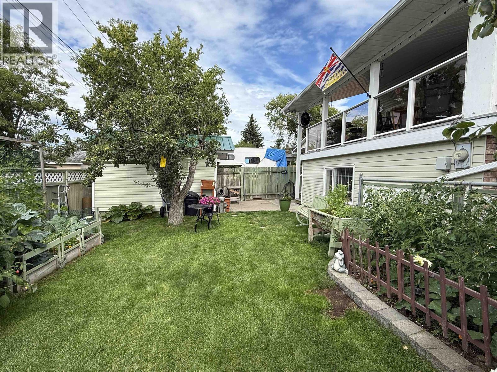 785 IRWIN STREET - 6