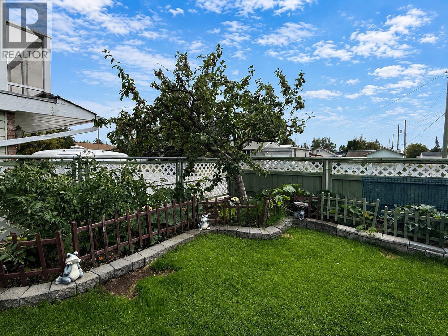 785 IRWIN STREET - 8