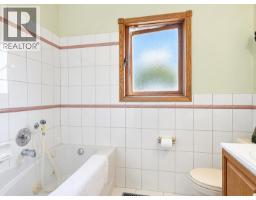785 Irwin Street, Prince George, BC V2M2X6 Photo 28