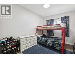 Bedroom - 4210 Richmond Road Sw, Calgary, AB T3E4P3 Photo 15