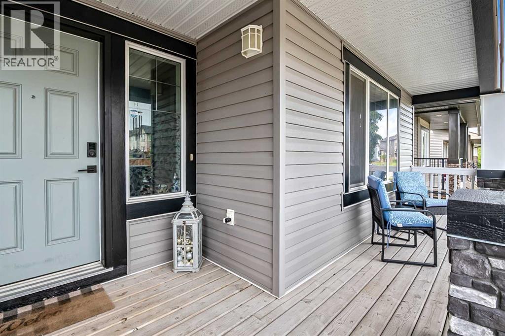 61 Drake Landing Loop, Drake Landing, Okotoks photo 2