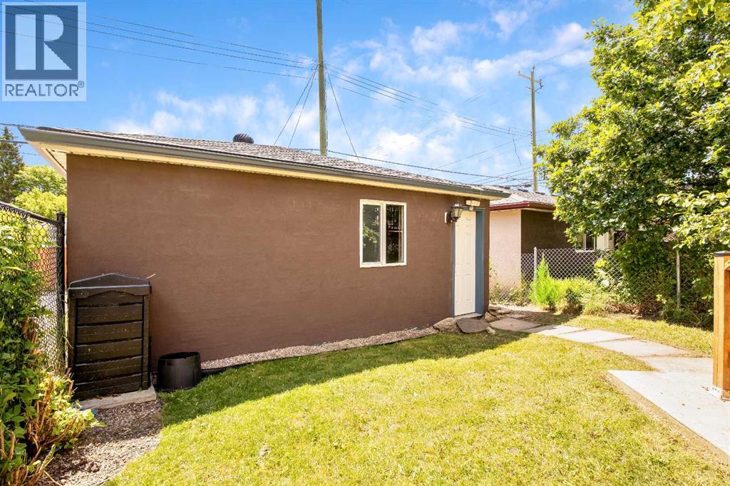 2705 11 Avenue SE - 28