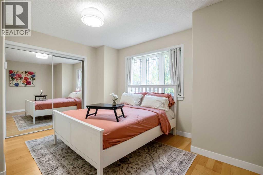 2705 11 Avenue SE - 21