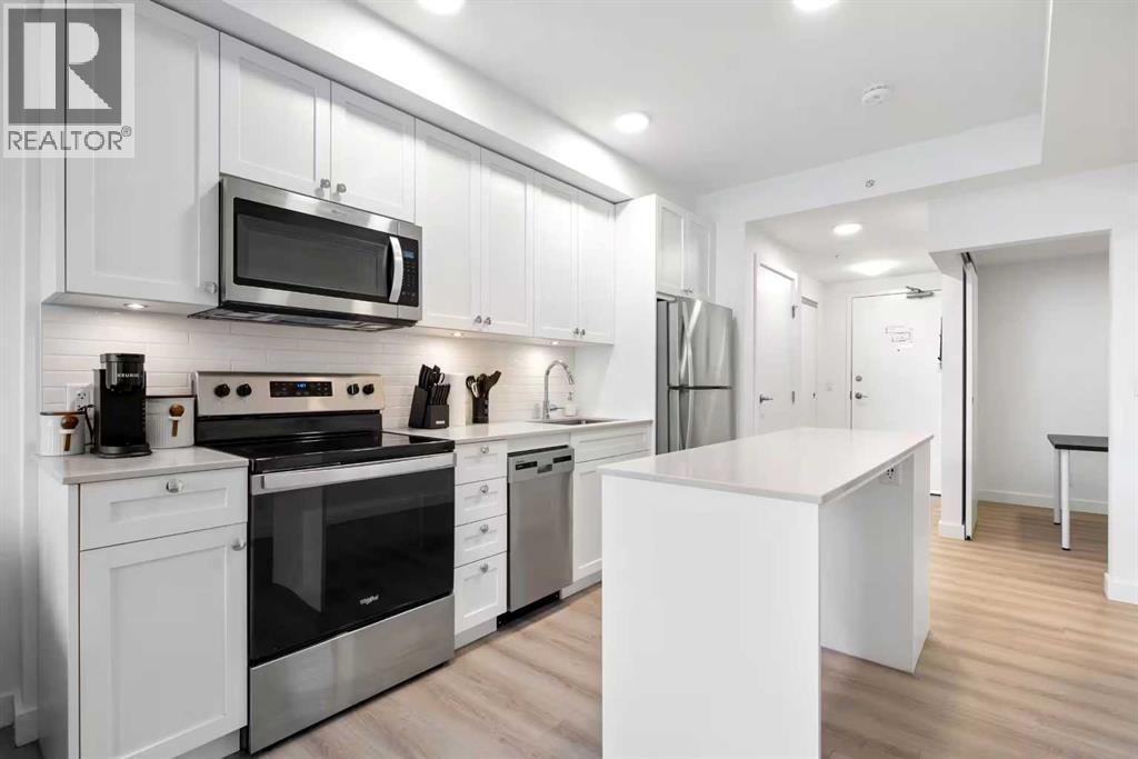 #405 123 4 Street NE - 1