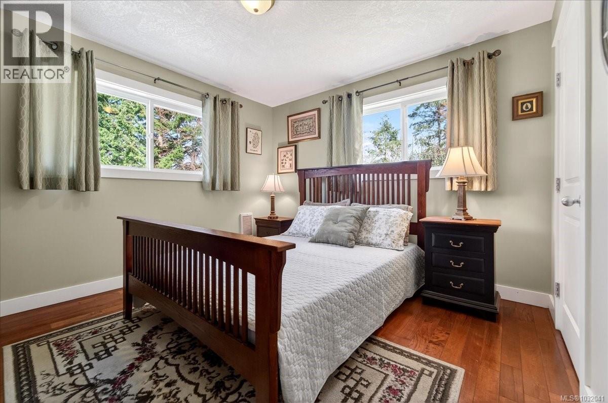 1035 Briarwood Cres - 49