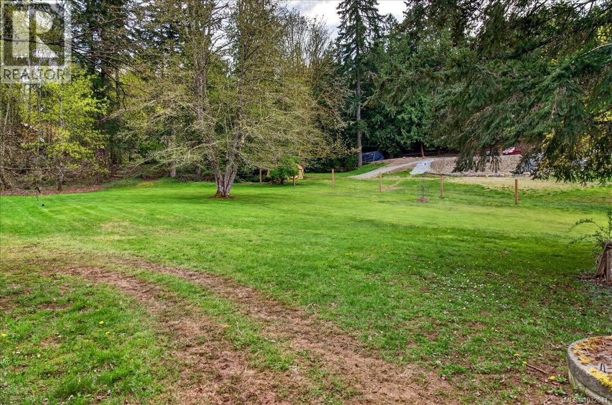 1035 Briarwood Cres - Image 53