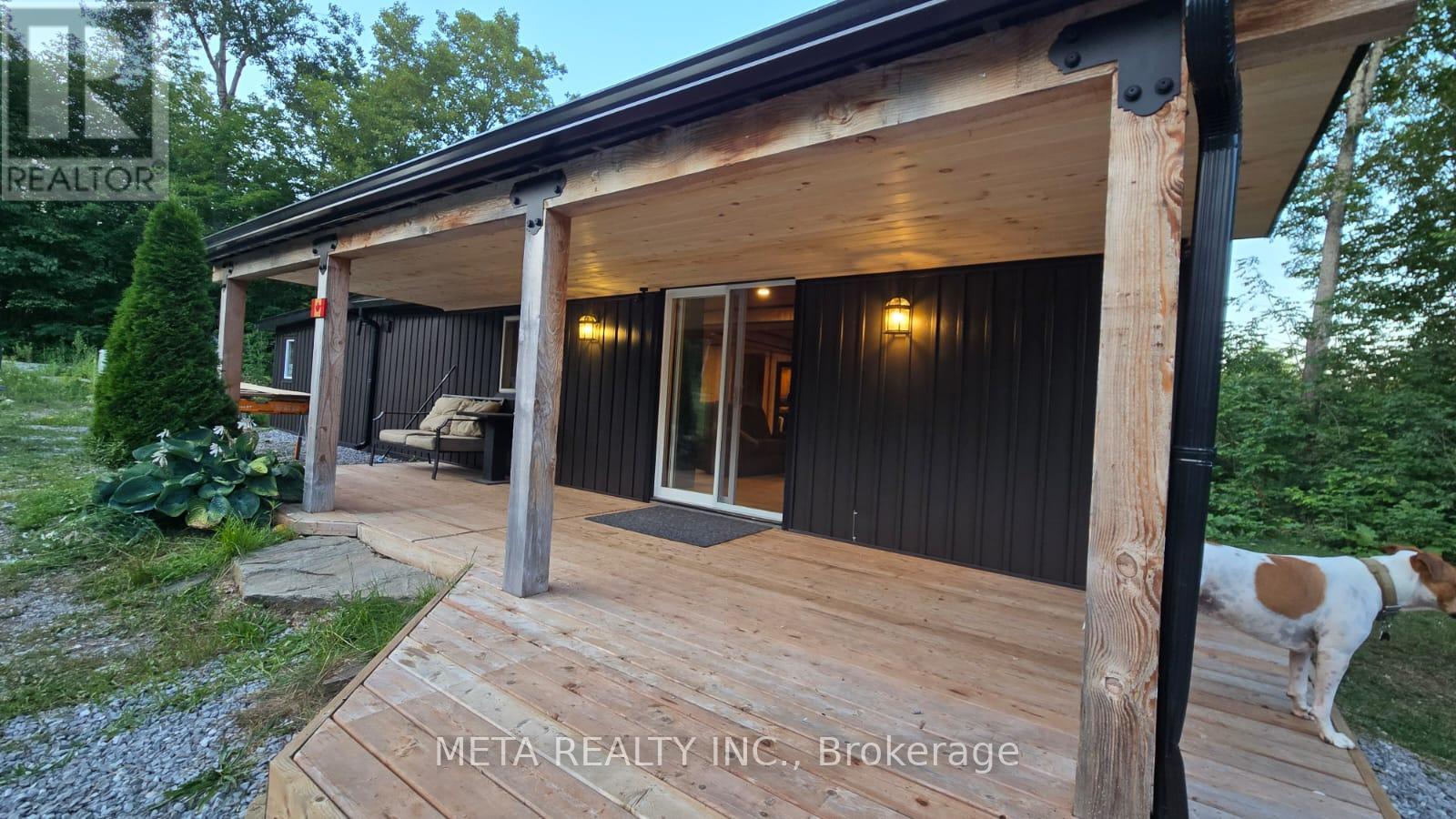 106 BOUNDARY LANE - 1