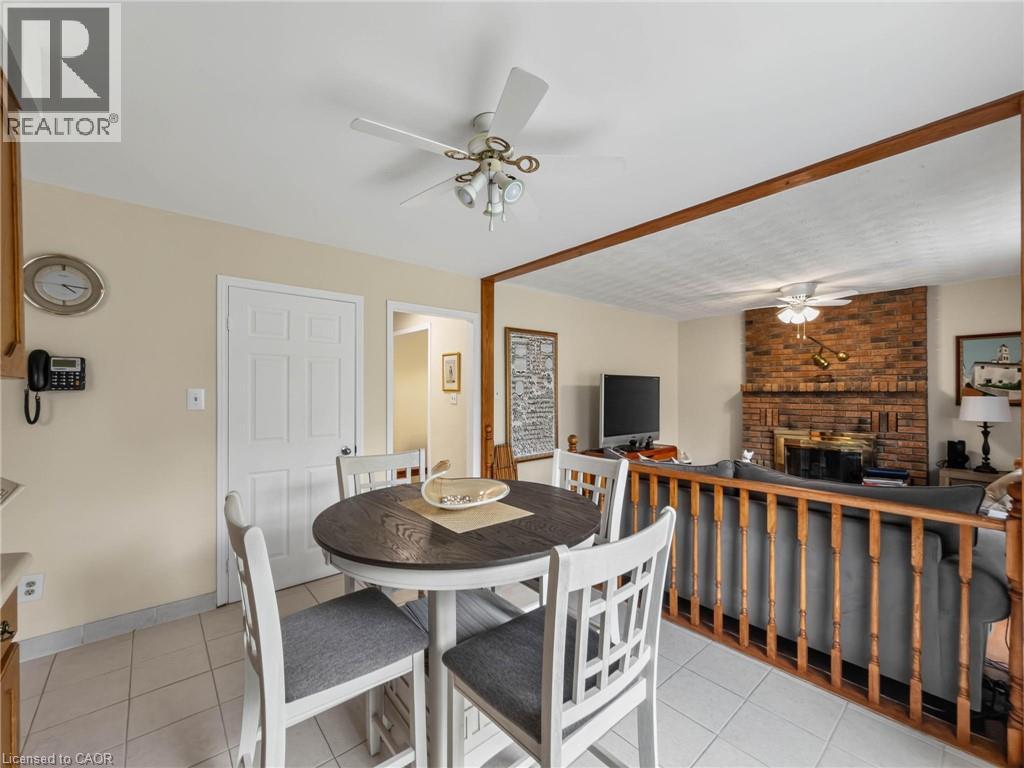 1018 UPPER SHERMAN Avenue - 16