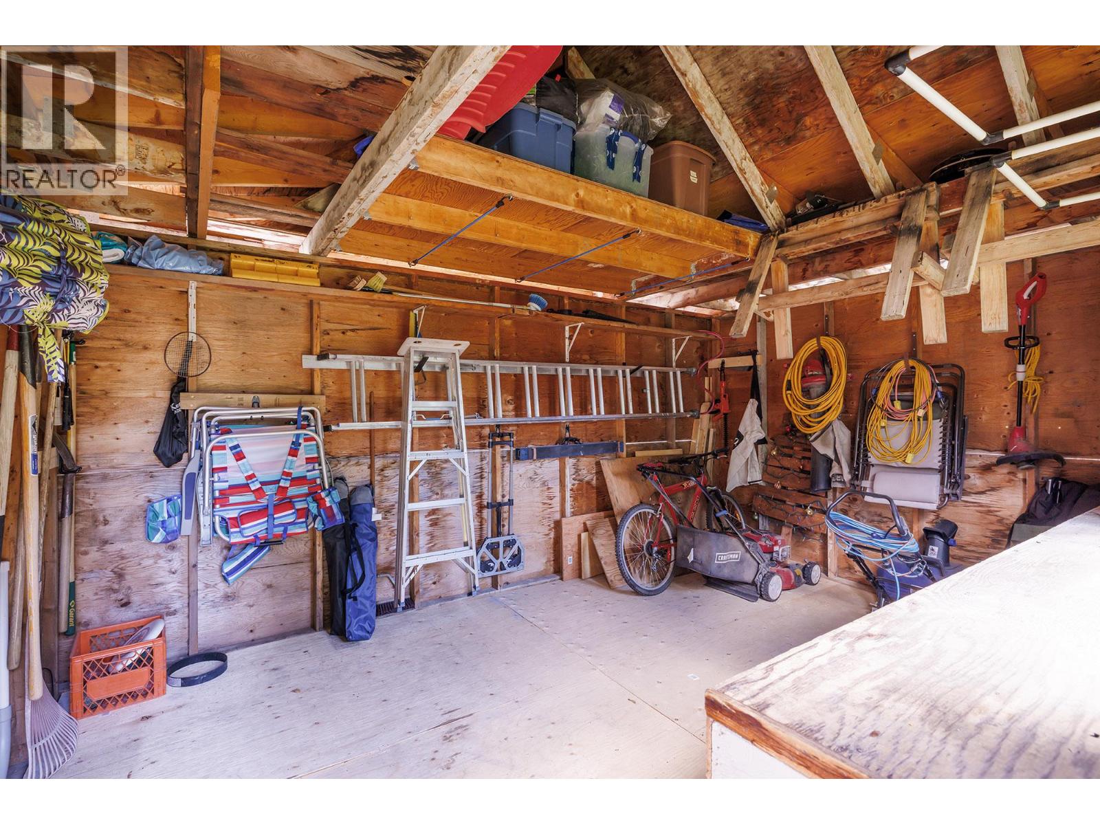  3321 Gates Road, West Kelowna