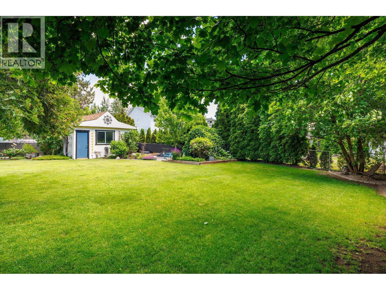  3321 Gates Road, West Kelowna