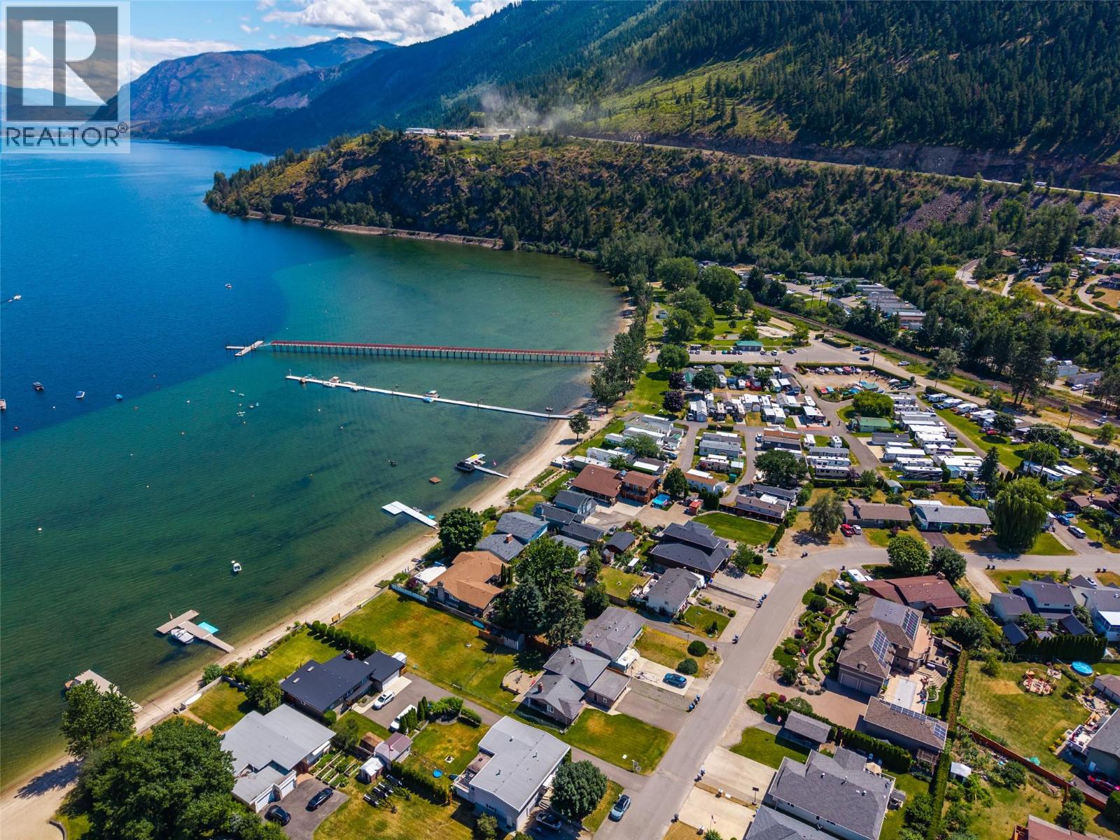 329 & 331 Lakeshore Drive - 55