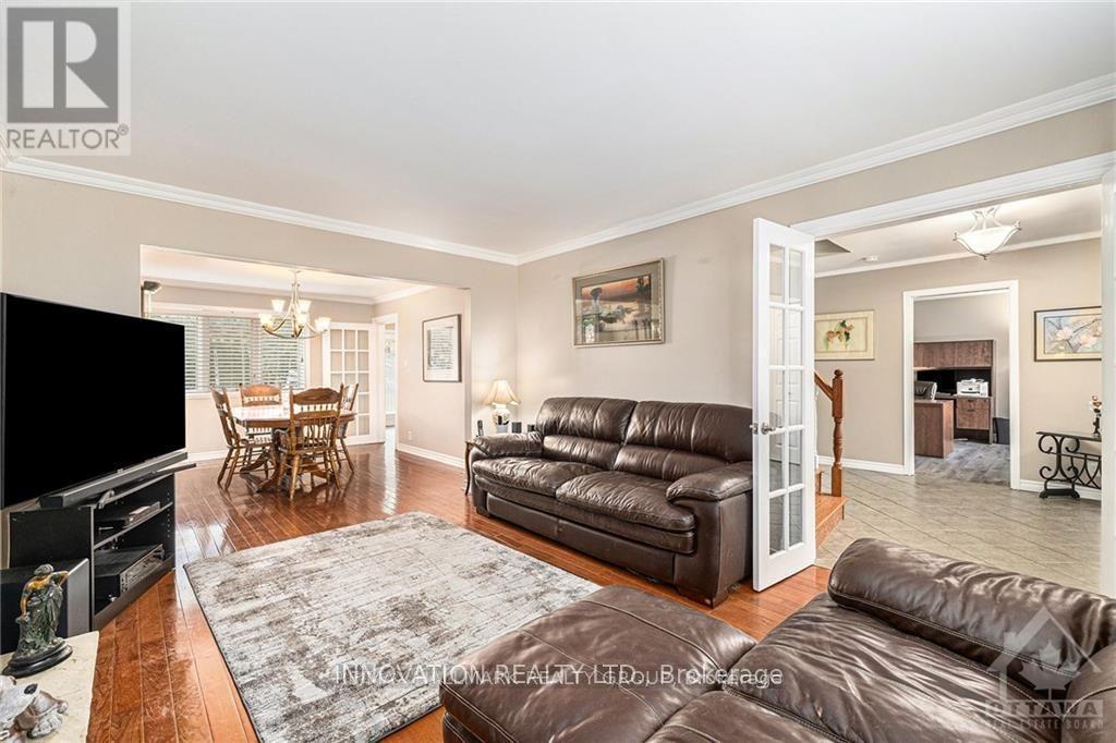 7 GRIERSON LANE - 3